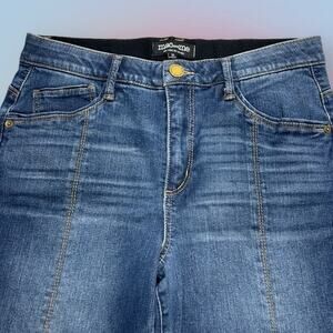 MAC AND ME Women’s 10 Bootcut Blue Jeans
